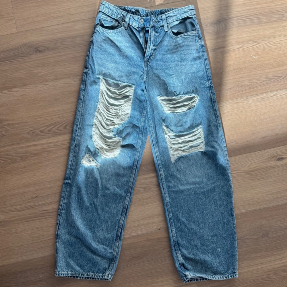&Denim Baggy Jeans Distressed‎ Ripped High Waist Light Wash Size 6